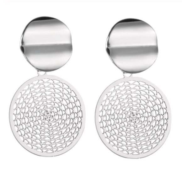 Geometric Circle Laser Cut Earrings - Picture 8 of 8